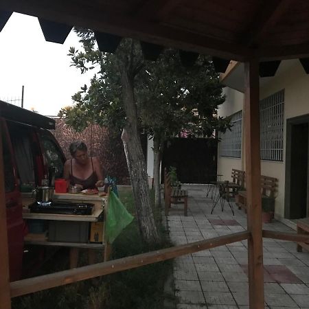 Sunrise Guest House Shkodër Exterior foto