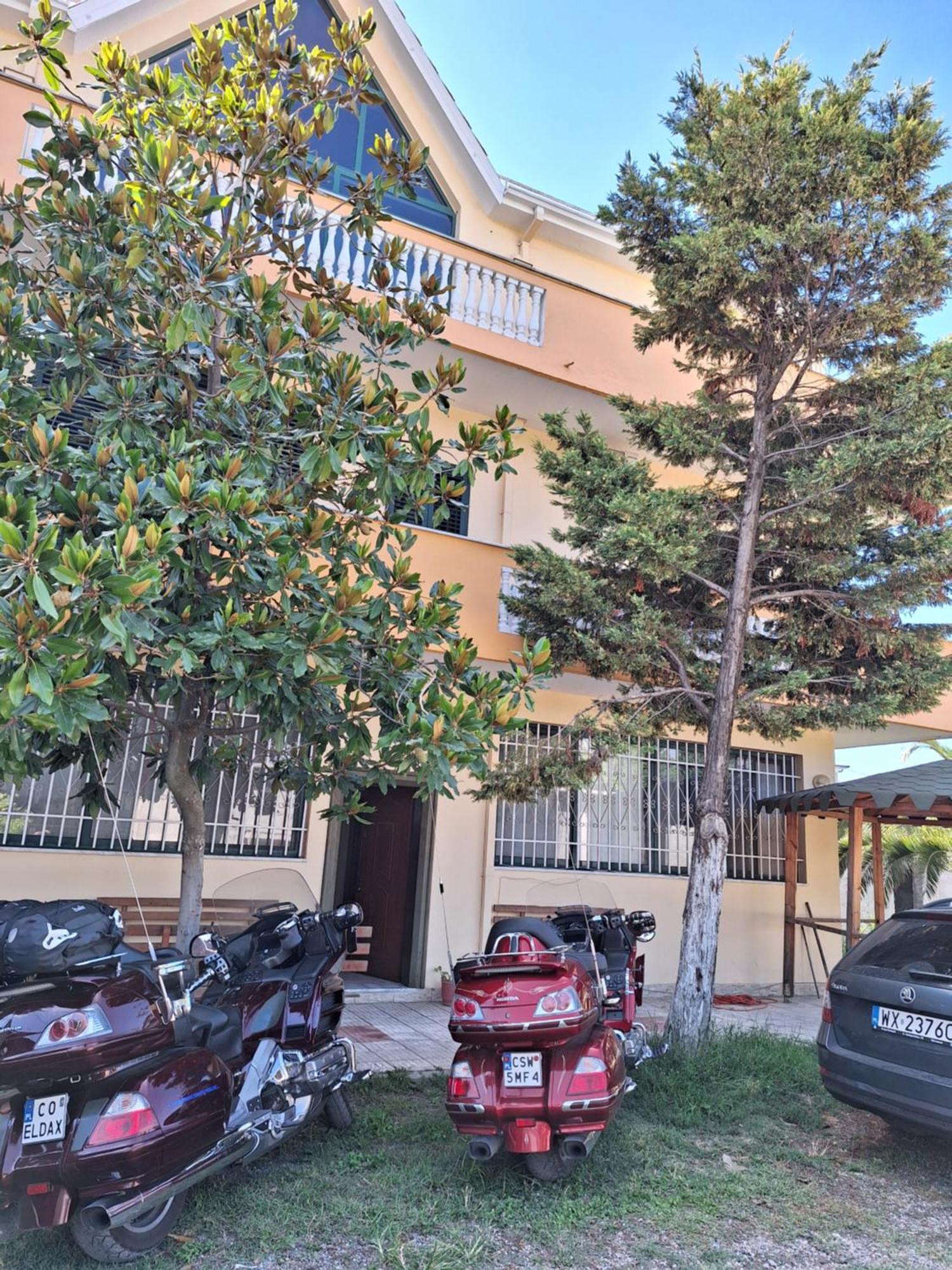 Sunrise Guest House Shkodër Exterior foto